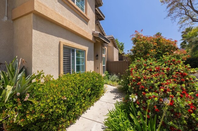 Building Photo - 2-Story Twin Home with Solar Panels in the Gated Community of Vista Cupertino!