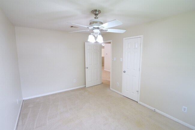 Building Photo - 24731 Cobble Canyon Ln