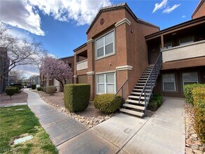 Building Photo - 555 E Silverado Ranch Blvd