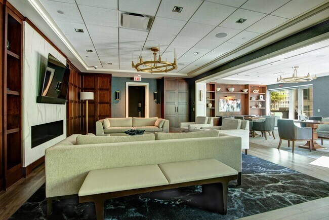 Building Photo - 57 E Delaware Pl