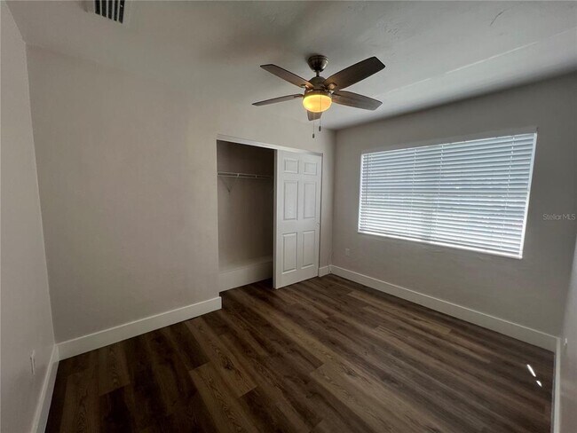 Building Photo - 2377 Starlite Ln