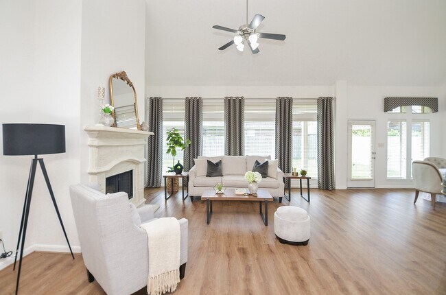 Building Photo - 25619 Tower Side Ln