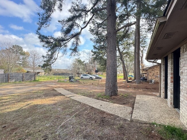 Building Photo - 3242 Stoneridge Dr