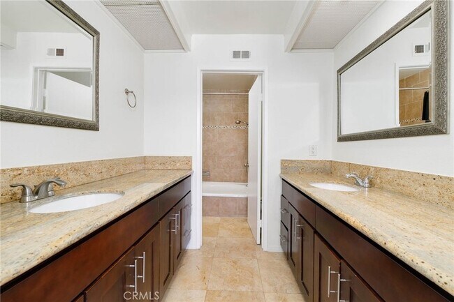 Building Photo - 8 Ima Loa Ct