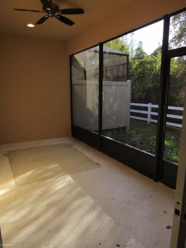 Building Photo - 644 Venice Place