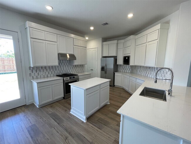 Building Photo - 17415 Lavender Blossom Ln