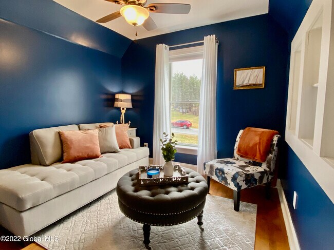 Building Photo - 4 Corinne Ct