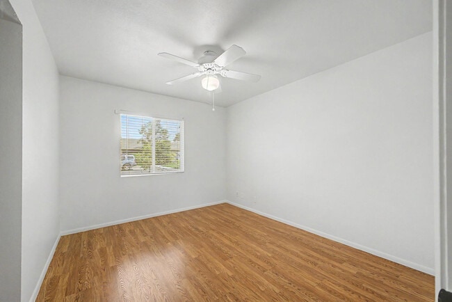 Building Photo - 12222 N 49th Ave