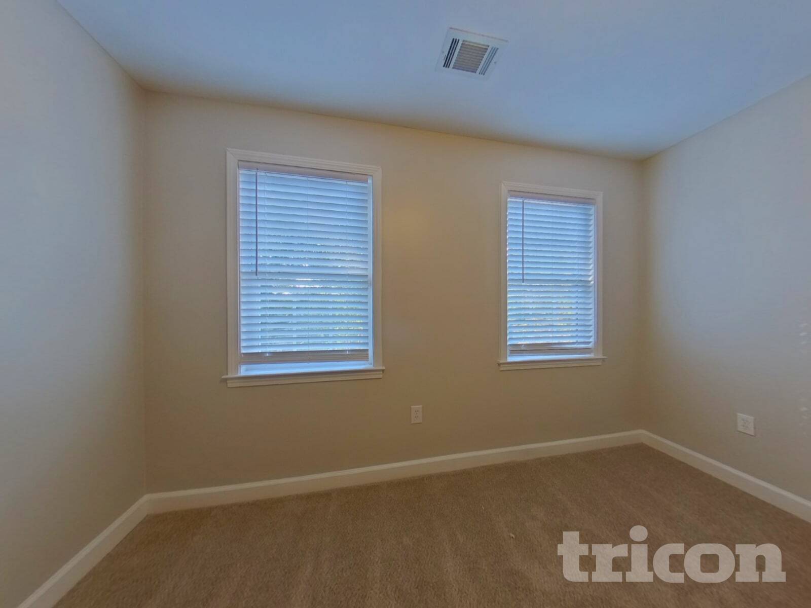 Building Photo - 2417 Battle Dr