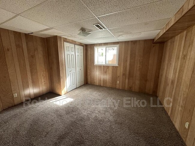 Building Photo - 1235 Dotta Dr