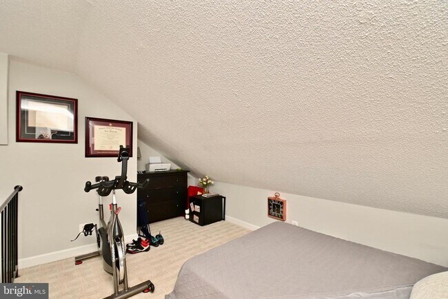 Building Photo - 3080 S Abingdon St