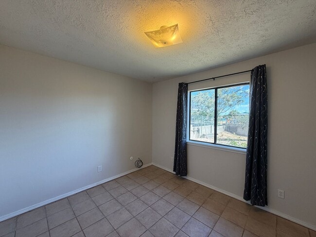 Building Photo - 5812 Brahma Dr NW