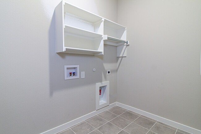 Building Photo - 5403 Big Thicket Ln