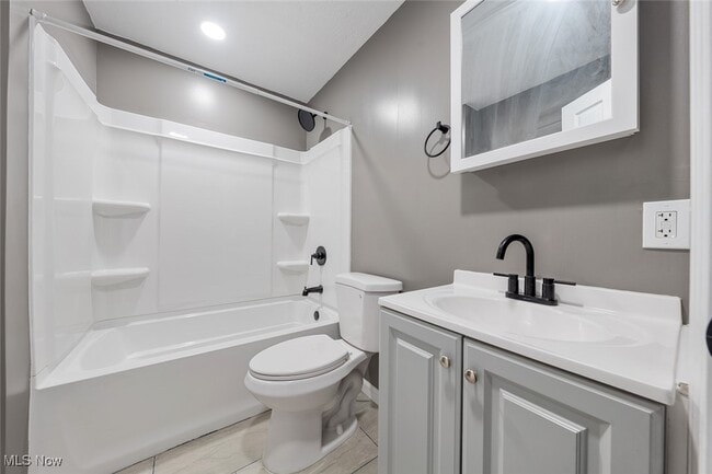 Building Photo - 3904 Ardmore Ave