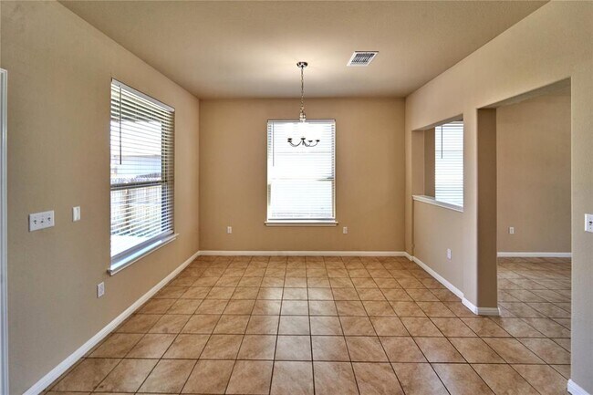 Building Photo - 1409 Brooks Way