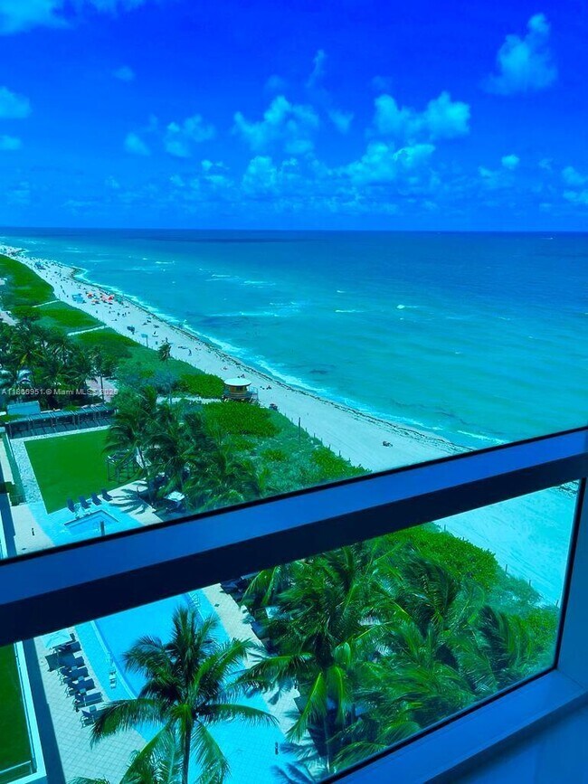 Building Photo - 6801 Collins Ave