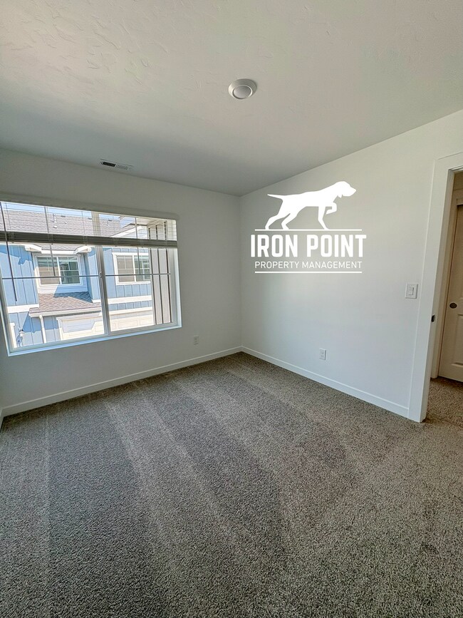 Building Photo - 4237 W Flint Dr