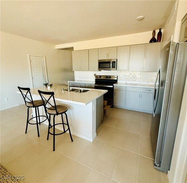 Building Photo - 4379 E Cactus Cyn Dr