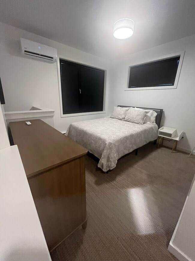 Building Photo - 2989 S 30th Ave