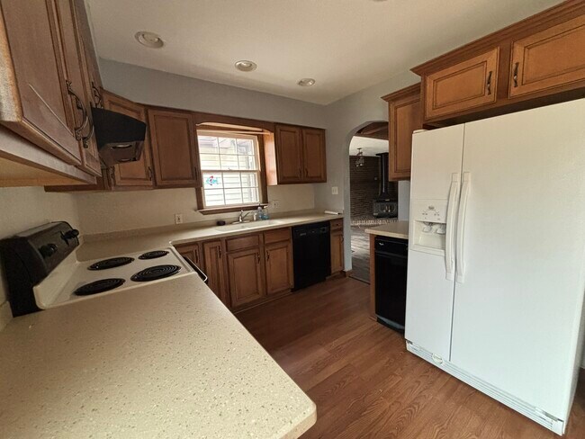 Building Photo - 2509 Covert Ave