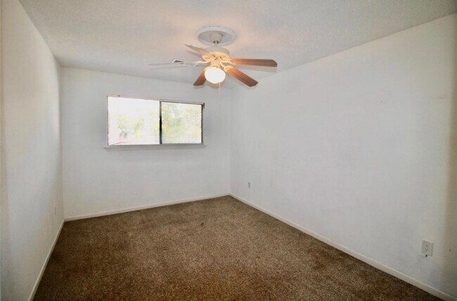Building Photo - 4701 Spring Ln