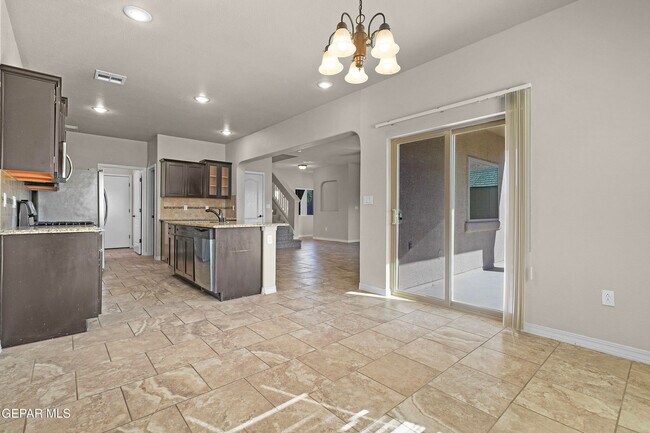 Building Photo - 14252 Earl Chokiski