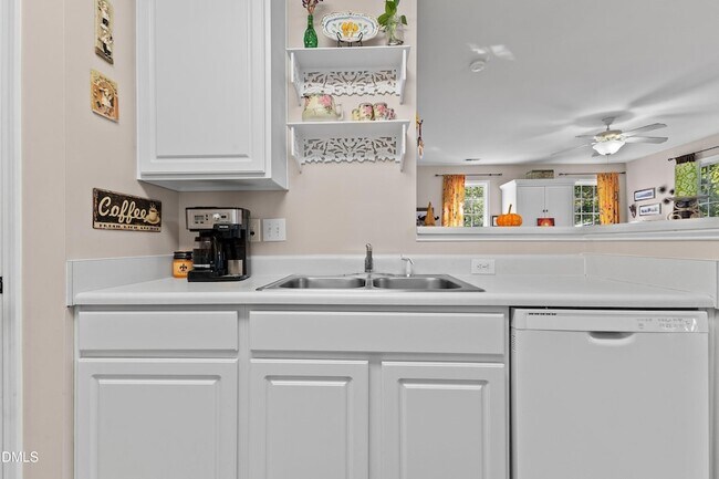 Building Photo - 3523 Kudrow Ln