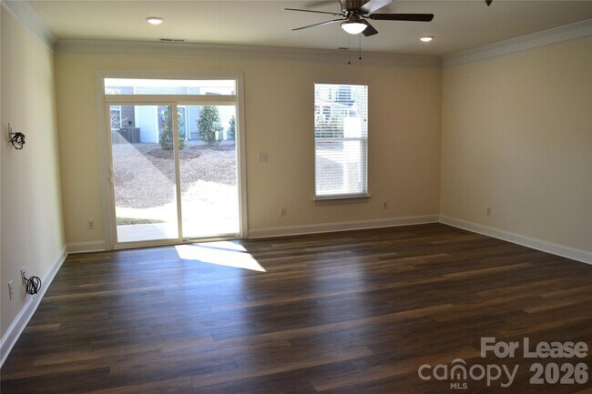 Building Photo - 4011 Rothwood Ln