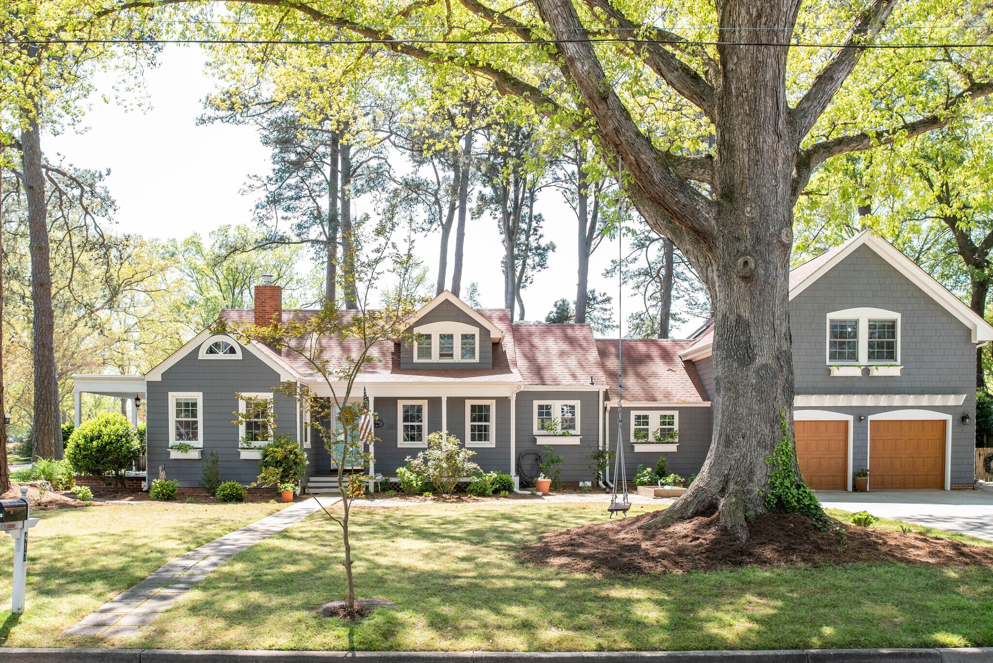 Front of House - with Swing in Front Tree. - 417 E Government Ave