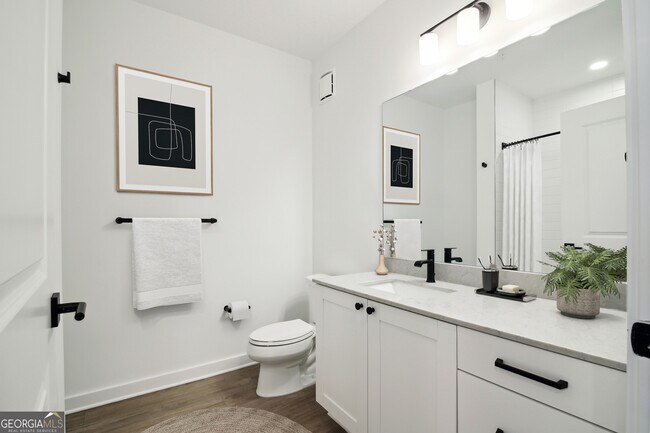 Building Photo - 2945 Cumberland Mall