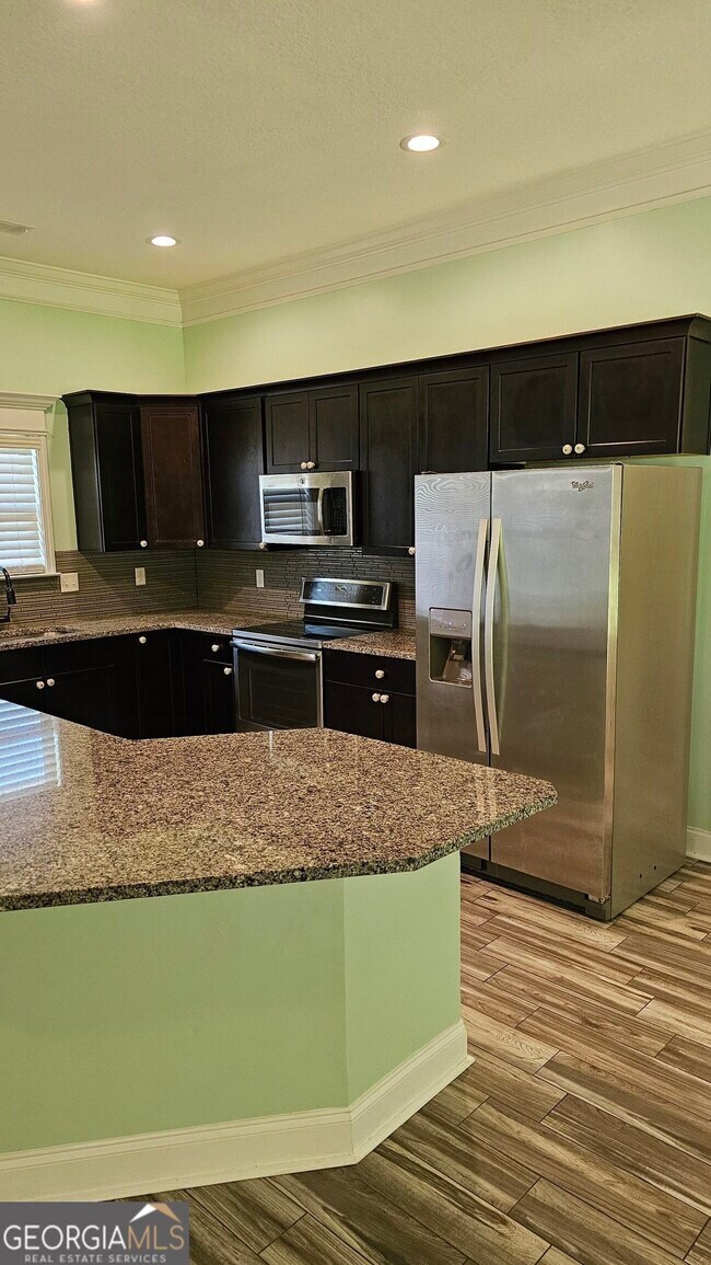 Building Photo - 304 Durgin Drive
