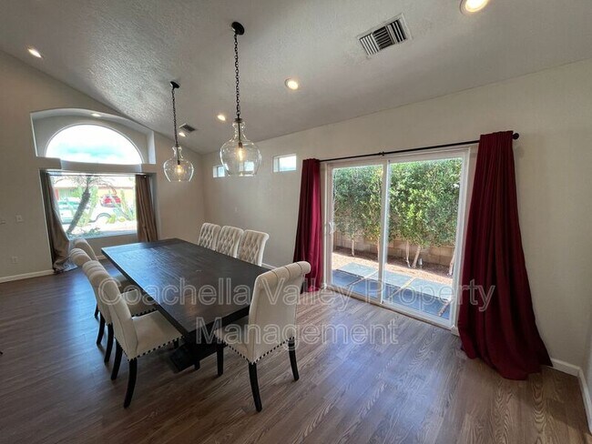 Building Photo - 69731 Willow Ln