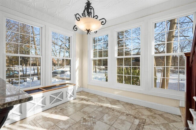 Building Photo - 1146 North Ave