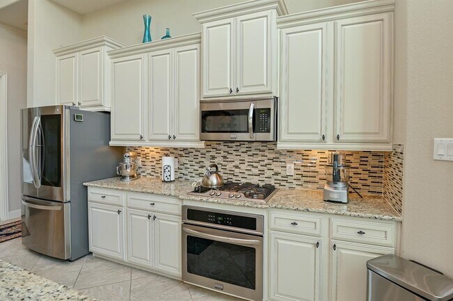 Building Photo - 14715 Kelsey Vista Dr