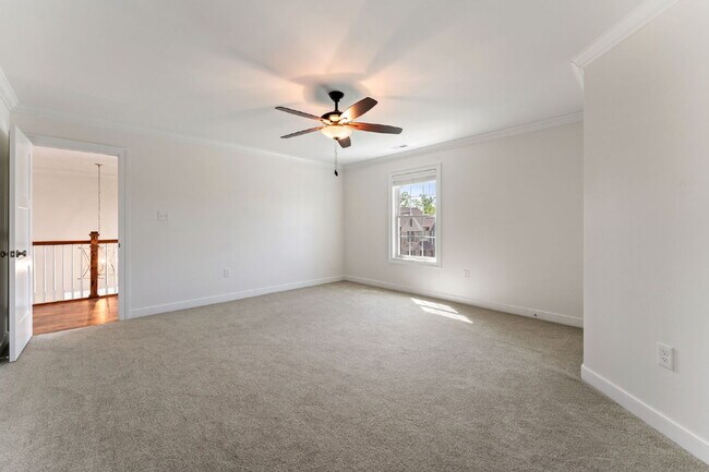 Building Photo - Spacious 5 Bedroom Home in Rountrey (Newmarket Section) – 3,555 Sq Ft – $4,350/mo