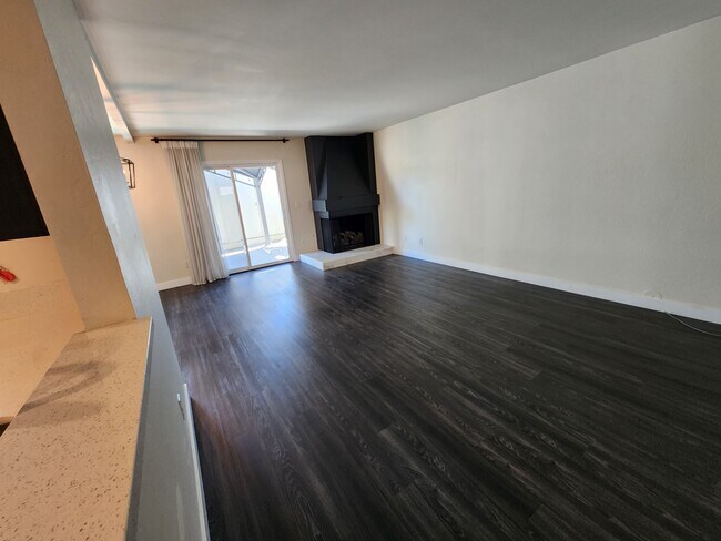 Building Photo - 4030 Mt Acadia Blvd