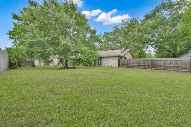 Building Photo - 27110 Jimmy Ln