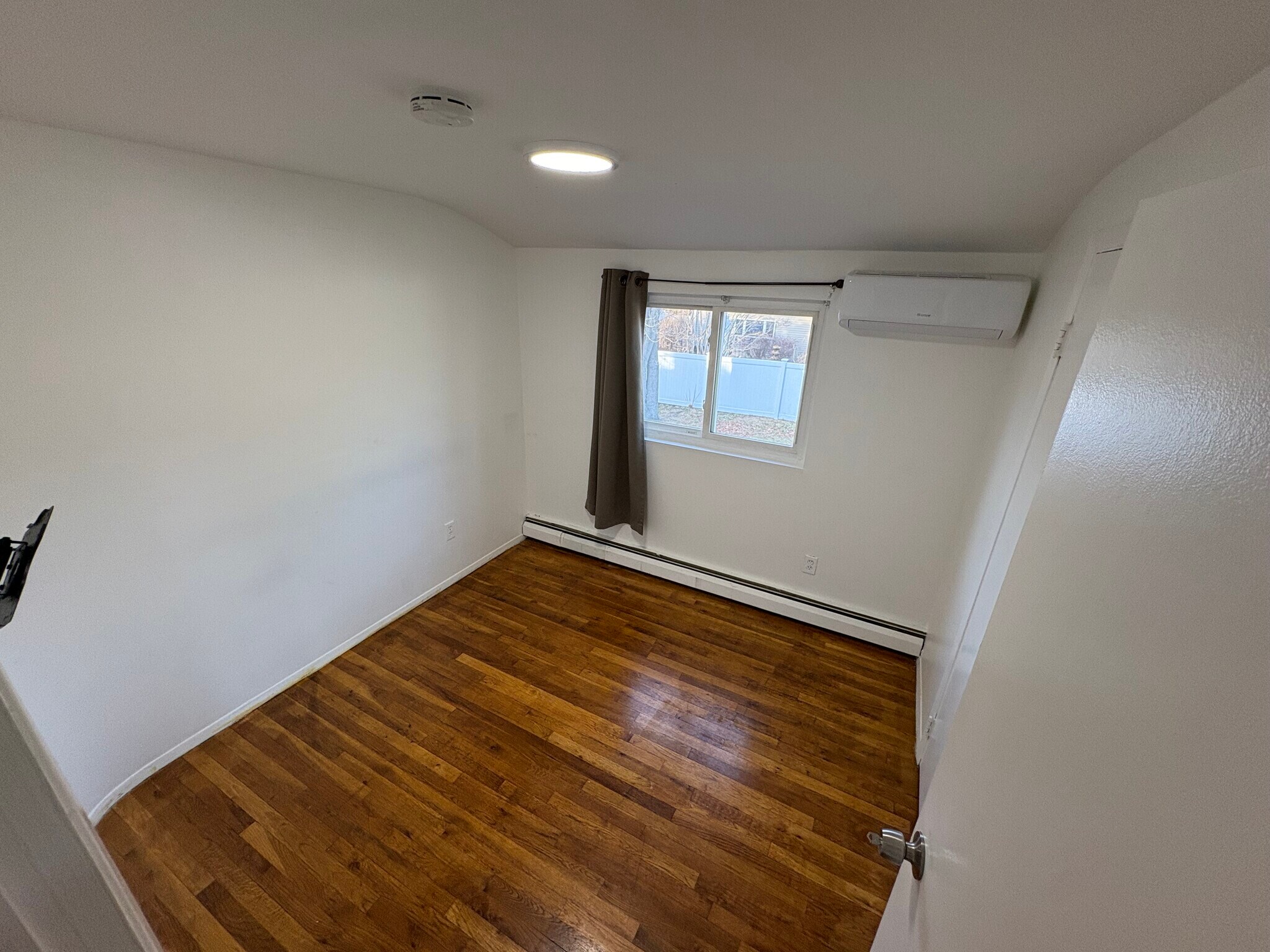 Building Photo - 37 John St