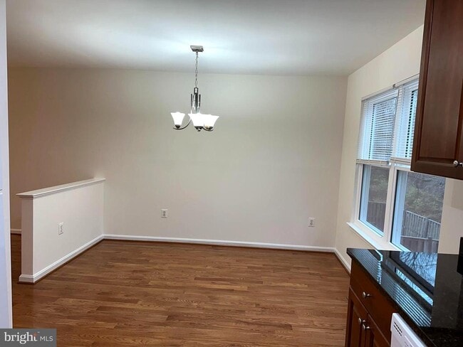 Building Photo - 8922 Royal Astor Way