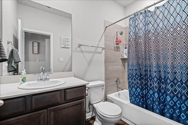 Building Photo - 1642 Homestead Farms Dr