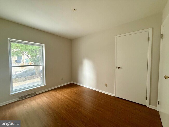 Building Photo - 1203 Gilpin Ave