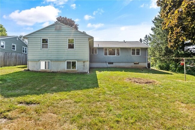 Building Photo - 107 Overlook Dr