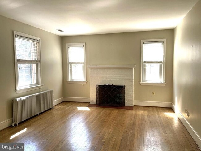 Building Photo - 1526 N Utah St
