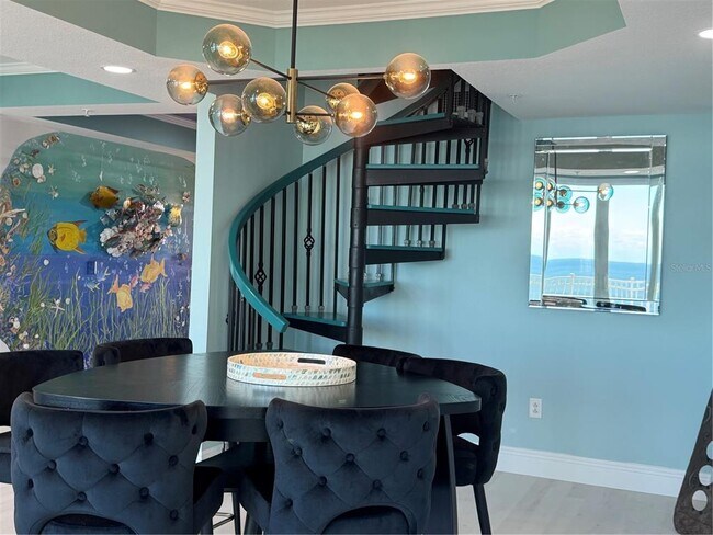 Building Photo - 200 Ocean Crest Dr