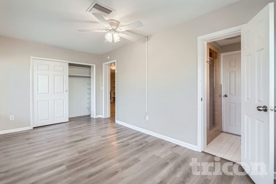 Building Photo - 2020 Magnolia Dr