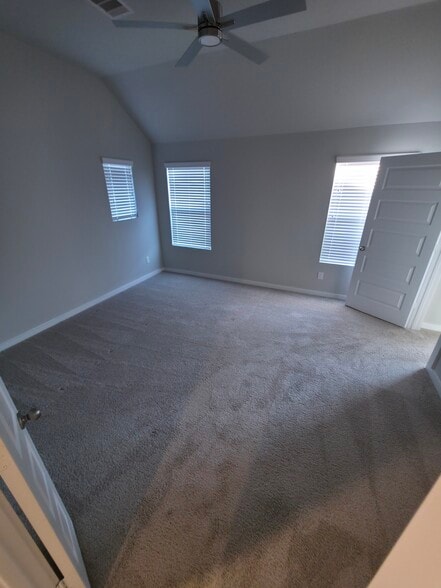 Building Photo - 2626 Finley