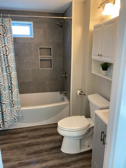 Main floor Bathroom - 694 Ten Rod Rd