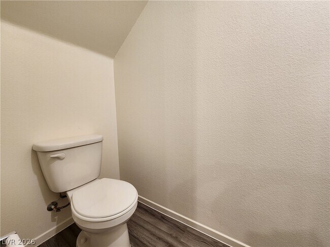 Building Photo - 6062 Lily Gdn St