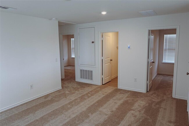 Building Photo - 15161 Canyon Rapids Rd