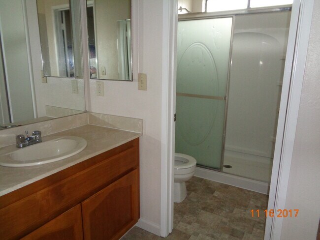 Building Photo - 1777 Daniel Ct